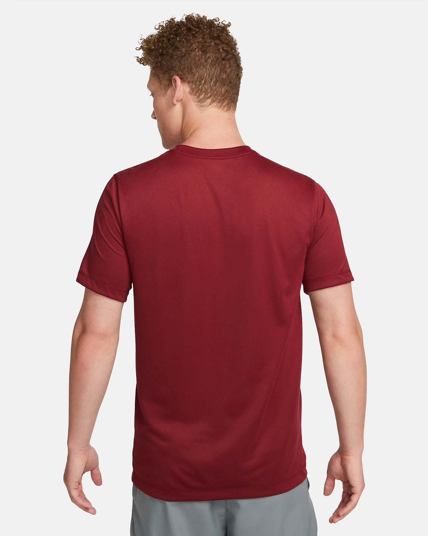 Nike Men's Dri-FIT Legend Fitness T-Shirt, Team Red/Matte Silver