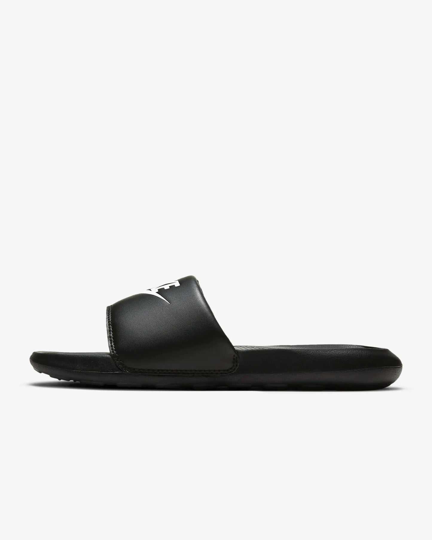 Nike Women's Victori One, Black/Black/White