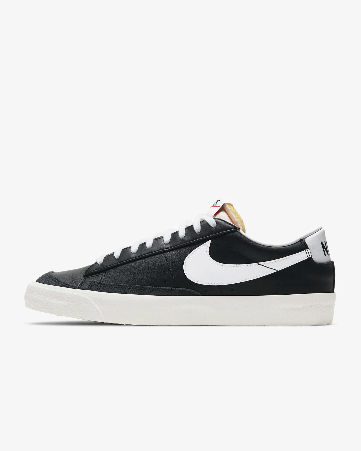 Nike Men's Blazer Low '77 Vintage Shoes, Black/Sail/Black/White