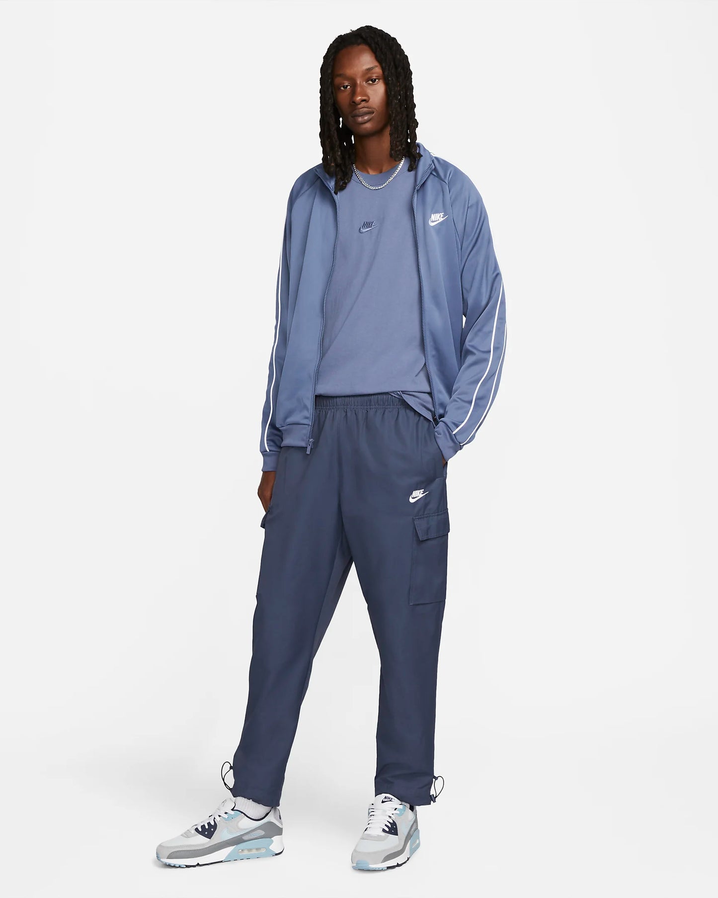 Nike Men's Sportswear Premium Essentials T-Shirt, Diffused Blue