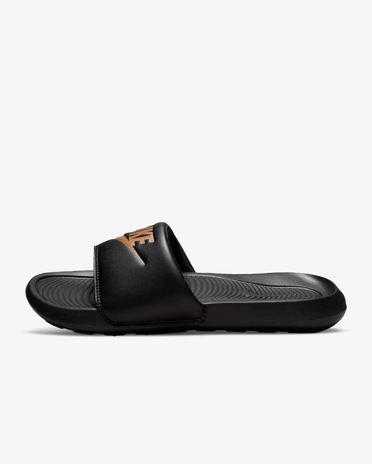 Nike Men's Victori One Slide, Black/Metallic Gold-Black