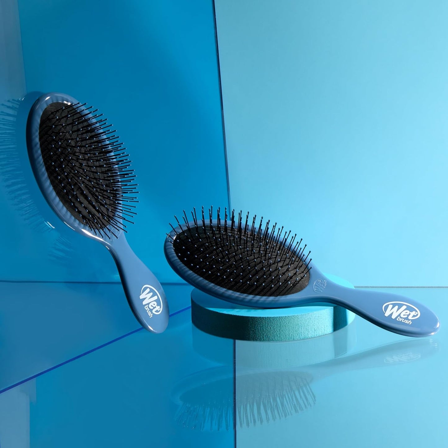 Wet Brush Original Detangler Hair Brush, Elemental Blue - Ultra-Soft IntelliFlex Bristles - Detangling Brush Glides Through Tangles For All Hair Types (Wet Dry & Damaged) - Women & Men