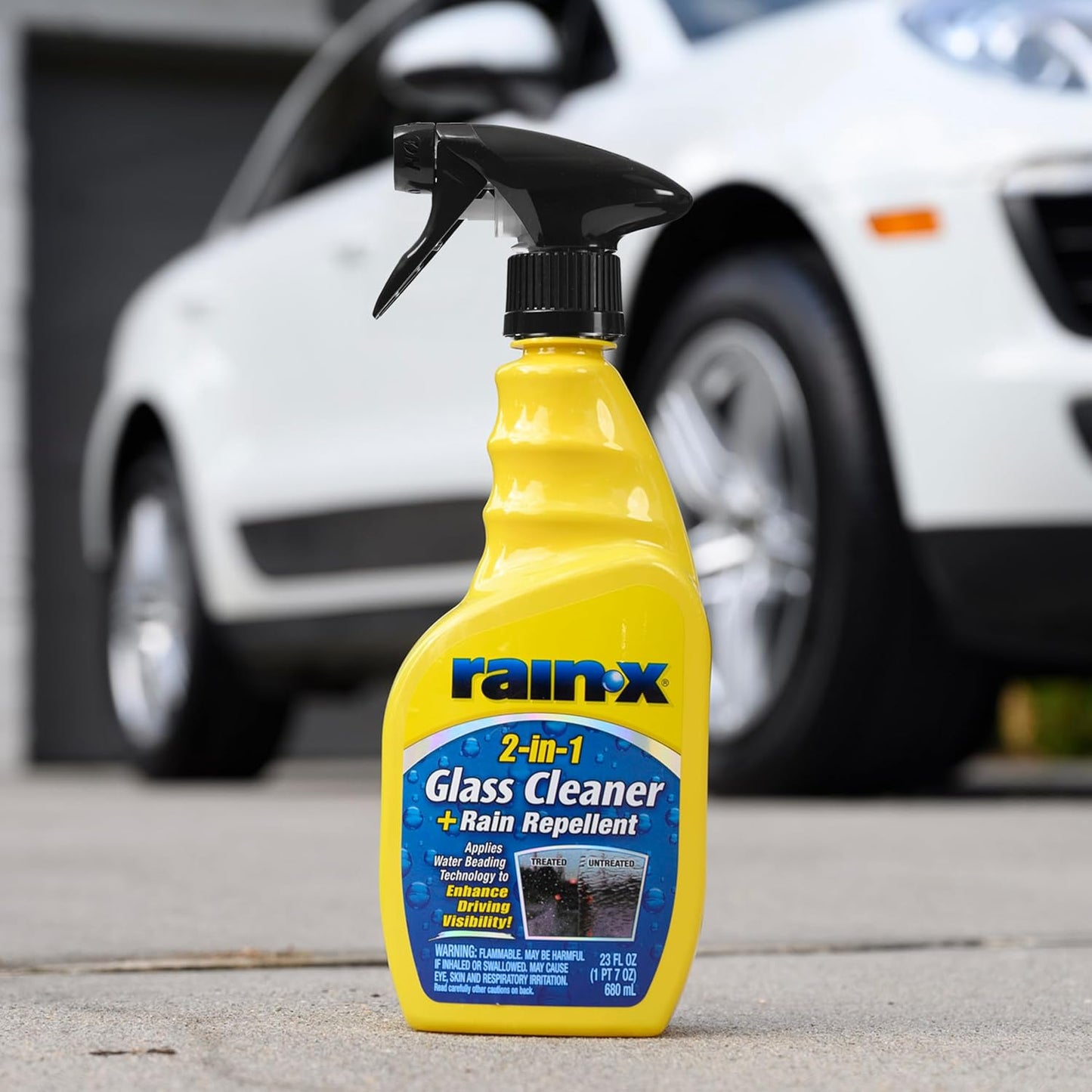 Rain-X 5071268 2-in-1 Glass Cleaner and Rain Repellant, 23 oz. - Provides a Streak-Free Clean for Automotive Glass While Preventing Sleet, Snow, Ice, and Road Spray Build Up