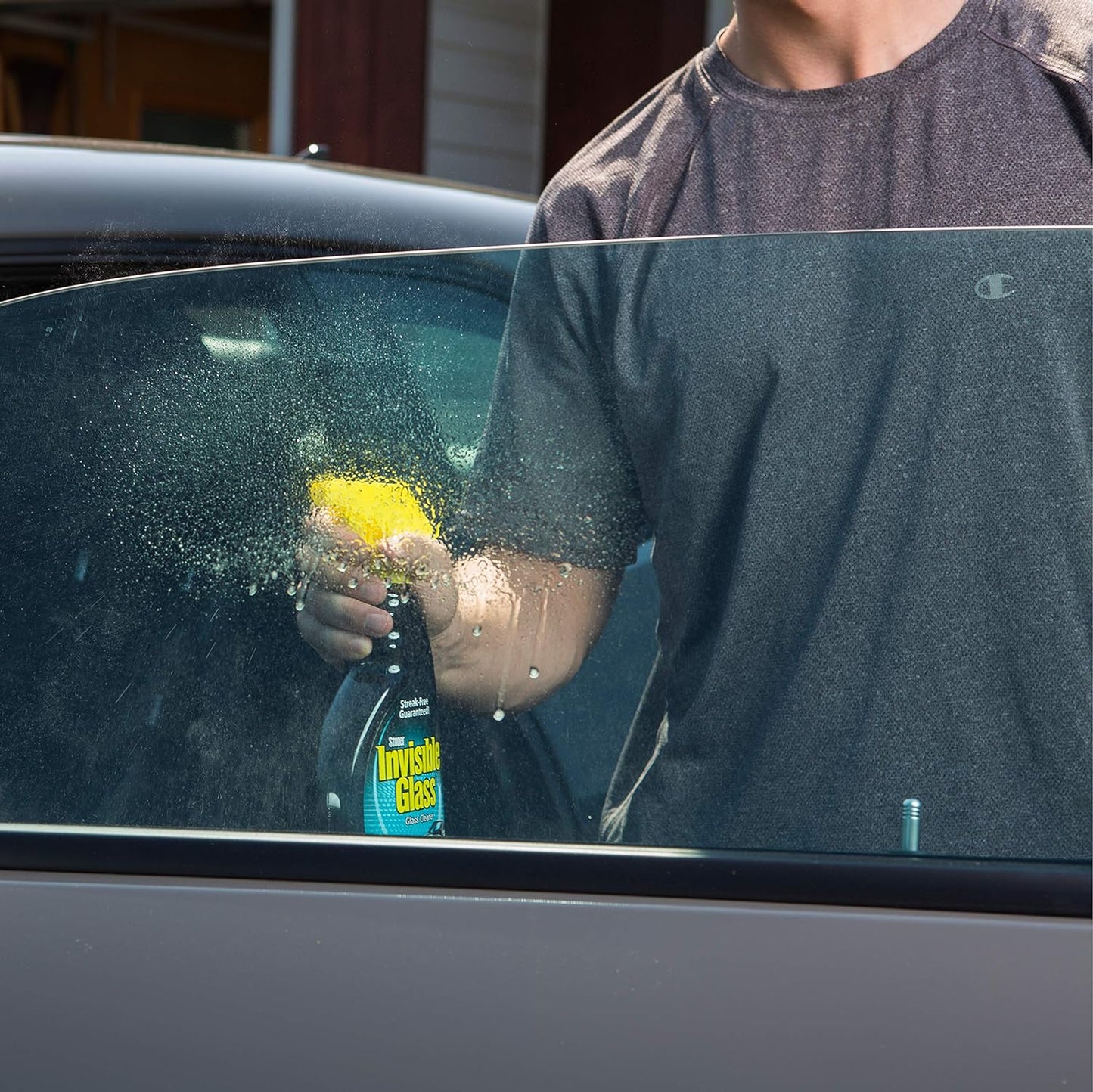 Invisible Glass 92164 22-Ounce Premium Glass Cleaner and Window Spray for Auto and Home Provides a Streak-Free Shine on Windows, Windshields, and Mirrors is Residue and Ammonia Free and Tint Safe