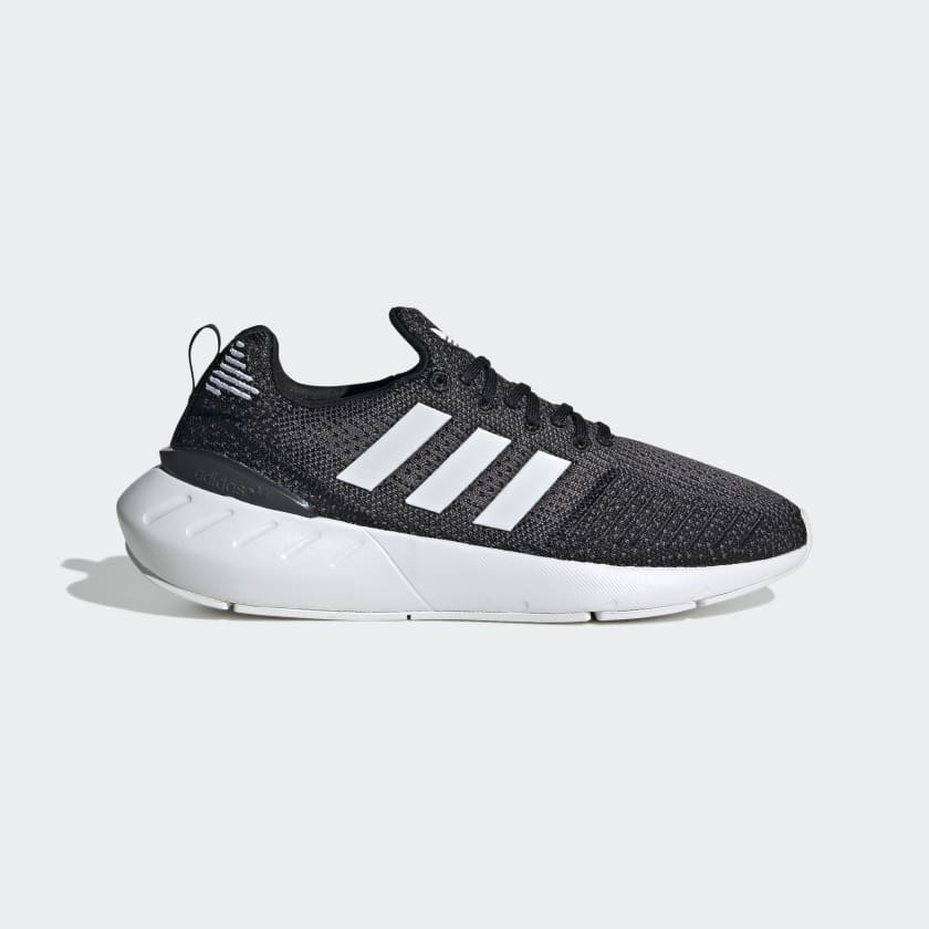 Adidas Women's SWwift Run 22 W, Core Black / Cloud White / Grey Five
