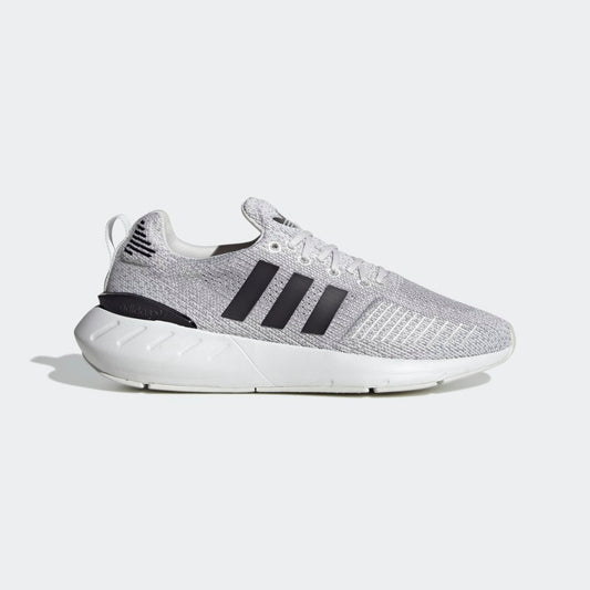 Adidas Women's Swift Run 22 W, Crystal White / Core Black / Grey Two
