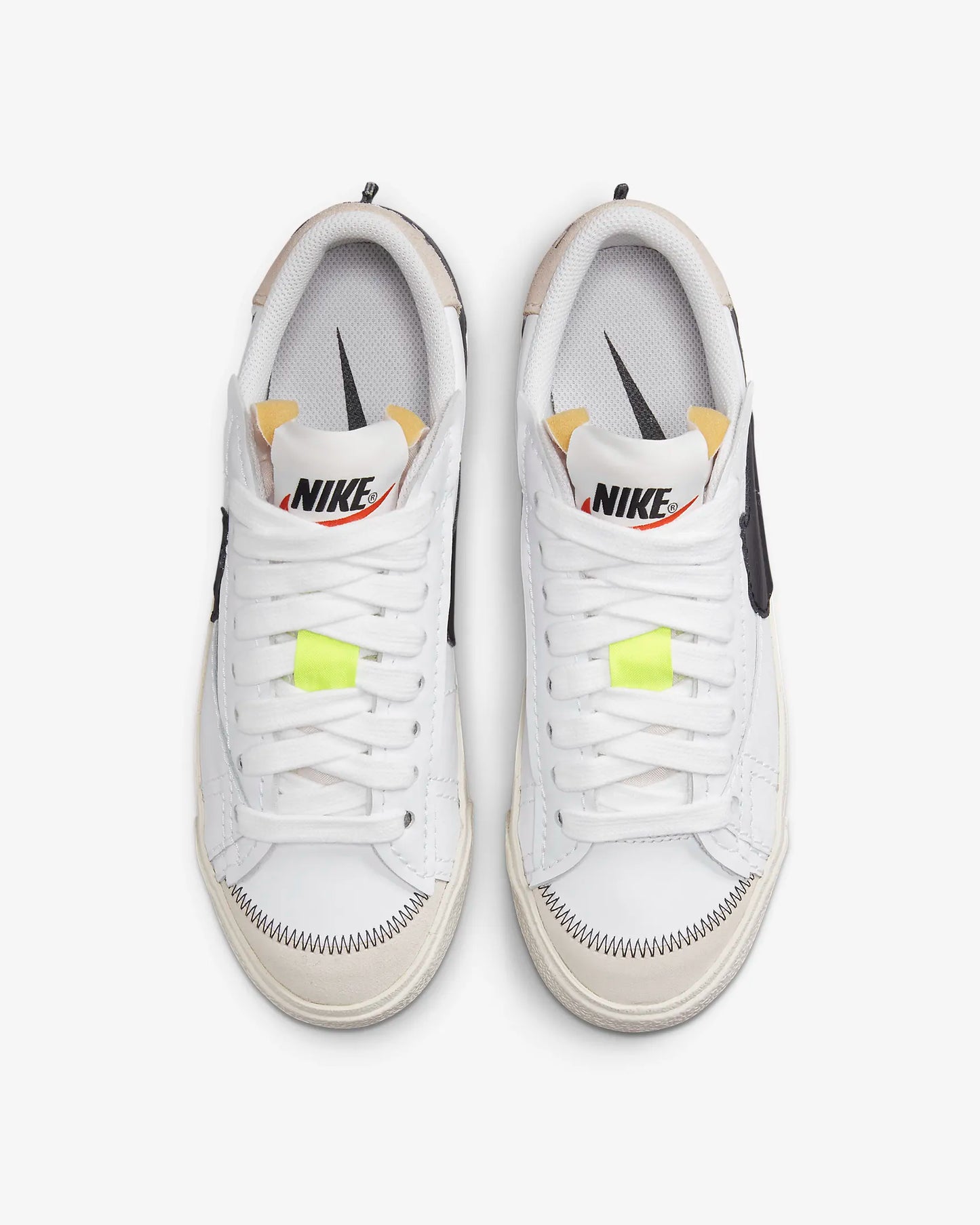 Nike Women's Blazer Low '77 Jumbo Shoes, White/White/Sail/Black