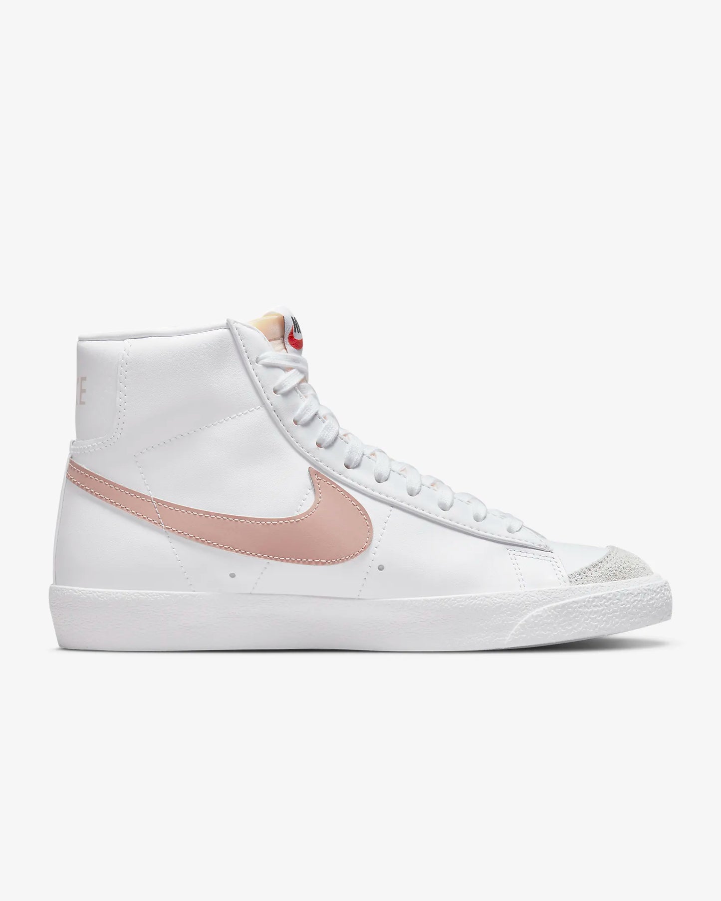 Nike Women's Blazer Mid '77 Shoes, White/Peach/Summit White/Pink Oxford