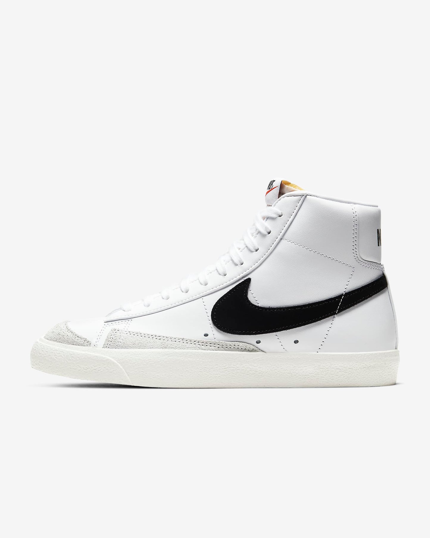 Nike Blazer Mid '77 Women's Shoes, White/Sail/Peach/Black