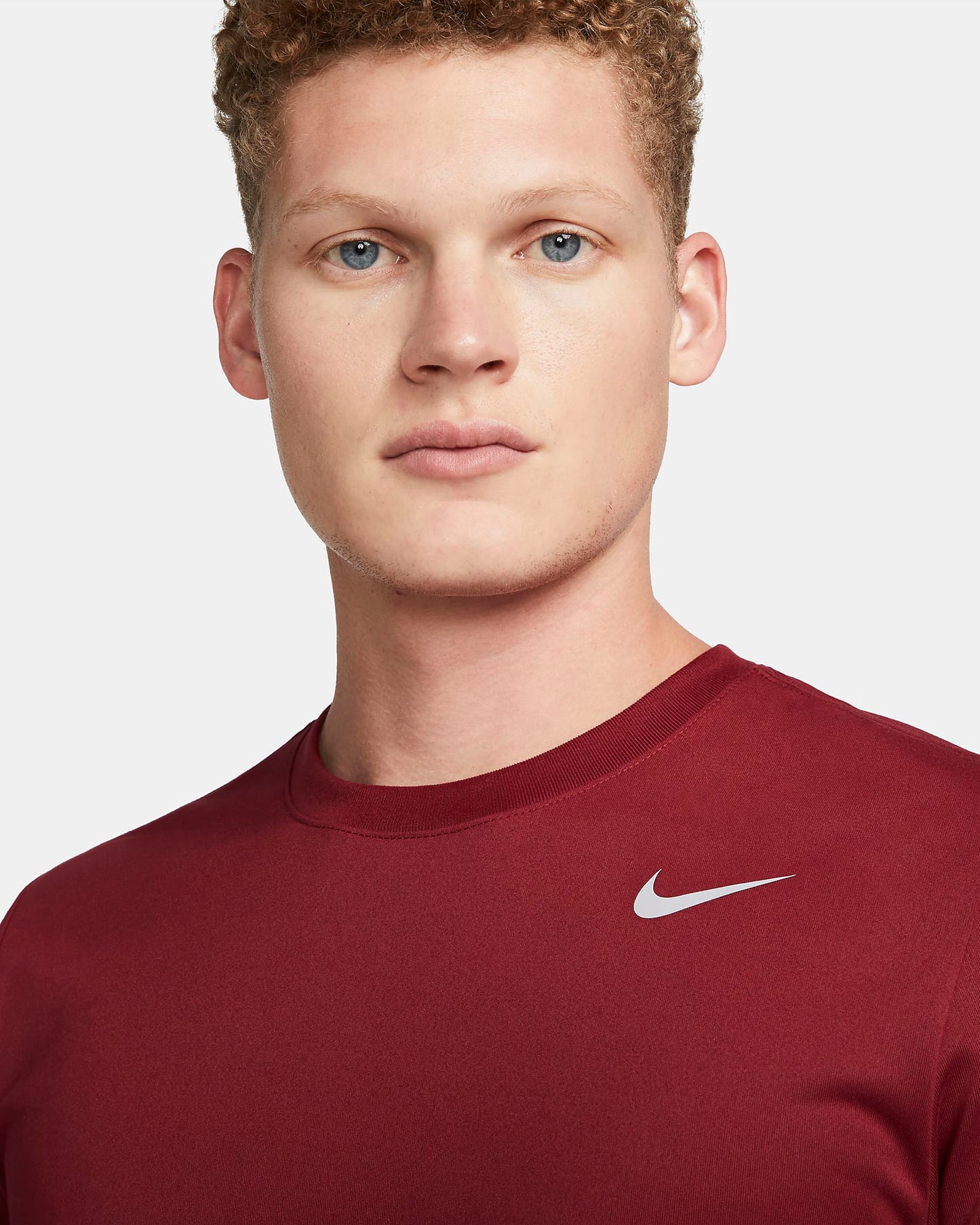 Nike Men's Dri-FIT Legend Fitness T-Shirt, Team Red/Matte Silver