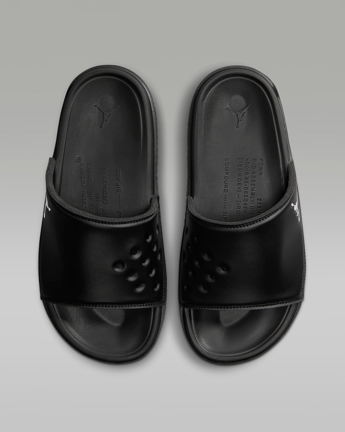 Jordan Play Men's Slides, Black/Metallic Silver