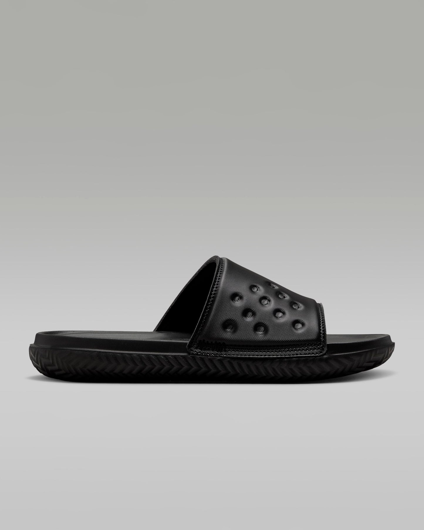 Jordan Play Men's Slides, Black/Metallic Silver